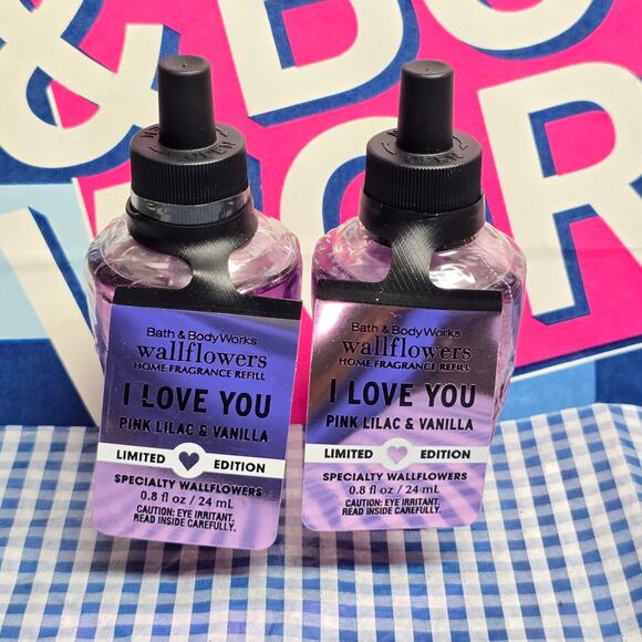 BBW I Love You Pink Lilac & Vanilla Limited Edition Wallflower Fragrance Refills - Picture 1 of 3